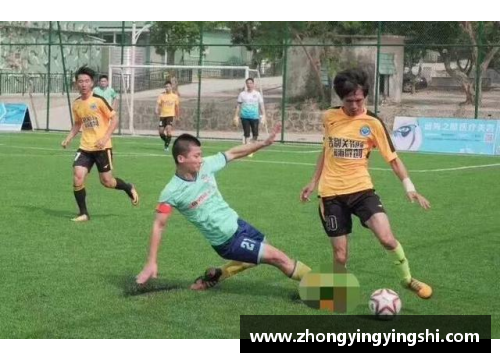 足球赛场上球员出血现象引发的讨论
